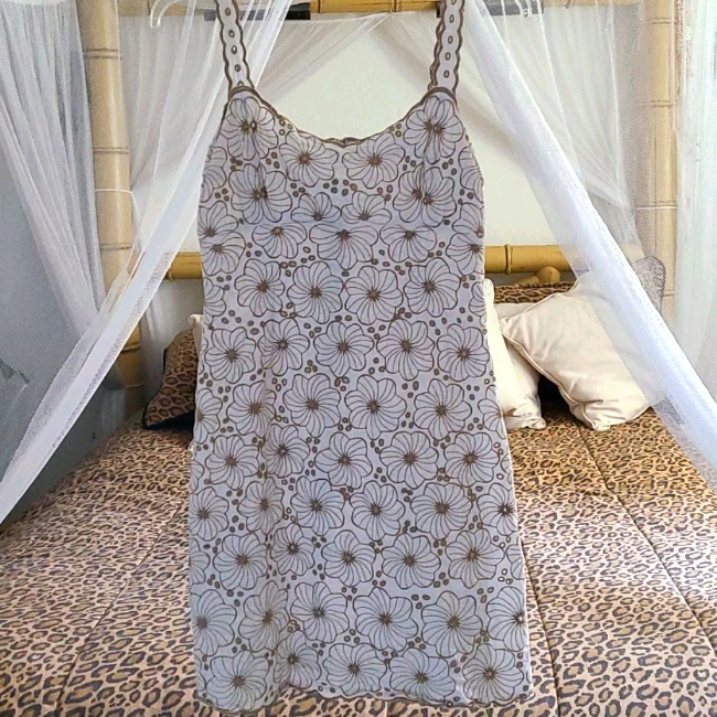 Tamara Catz Floral Embroidered Dress